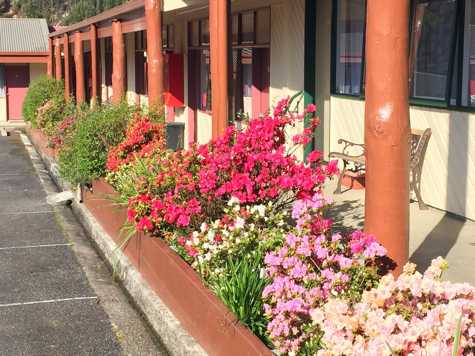 קווינסטאון Gold Rush Inn מראה חיצוני תמונה